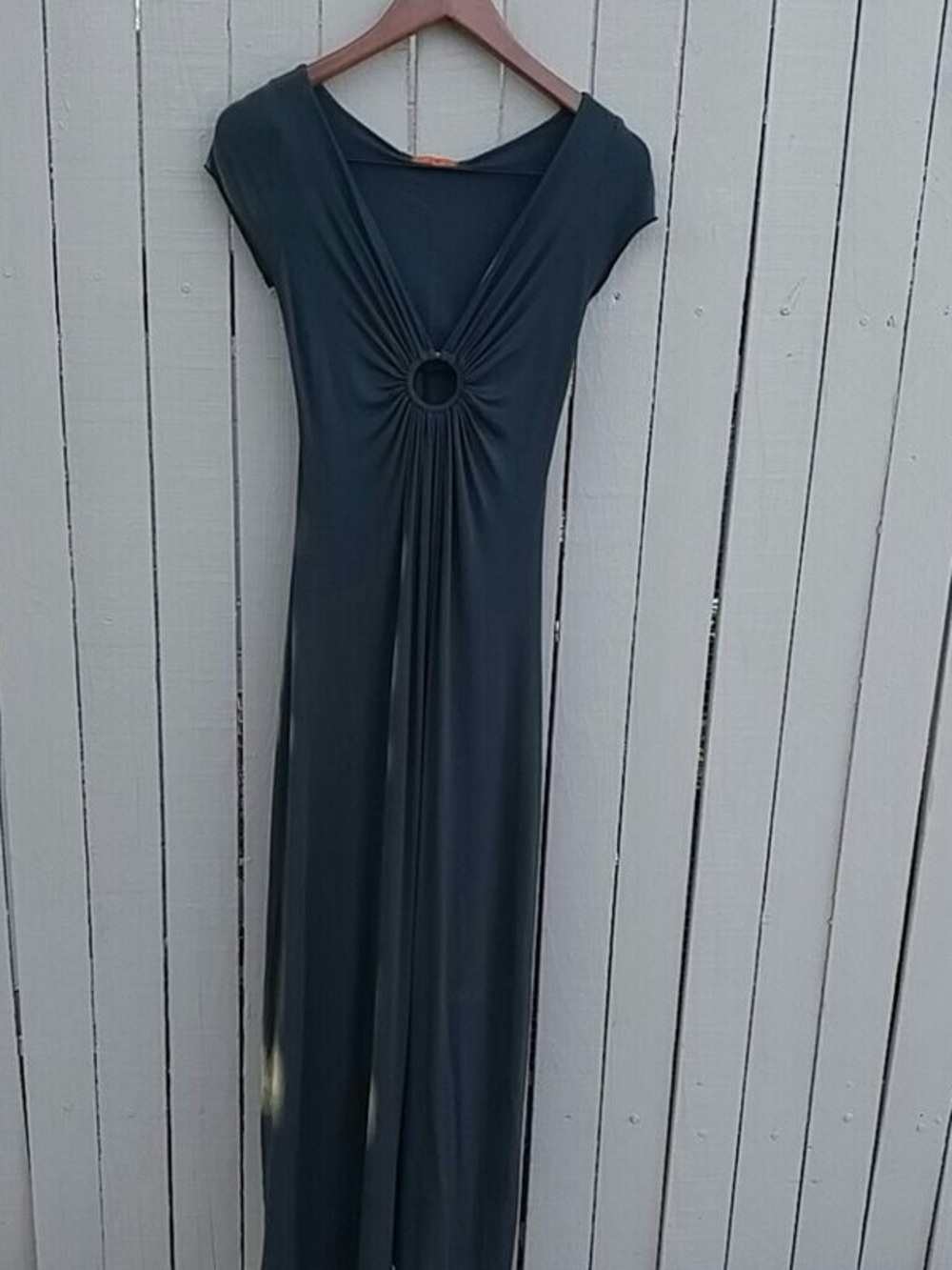 Elegant Black Maxi Dress with Front Ring Detail